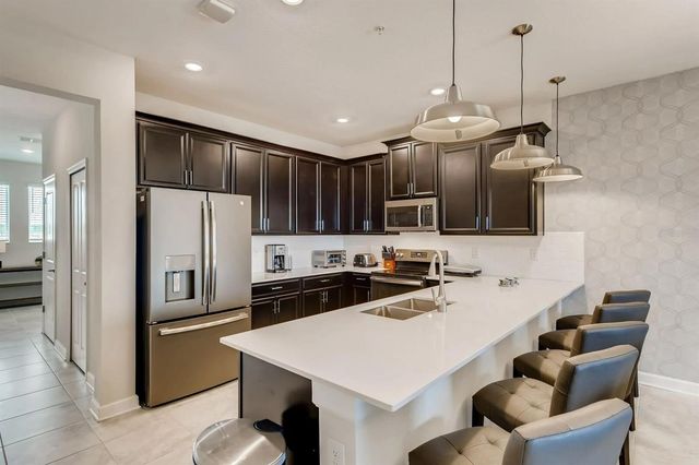 545 OCEAN COURSE AVENUE 545, Davenport, FL 33896