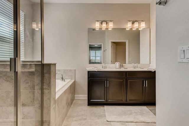 545 OCEAN COURSE AVENUE 545, Davenport, FL 33896