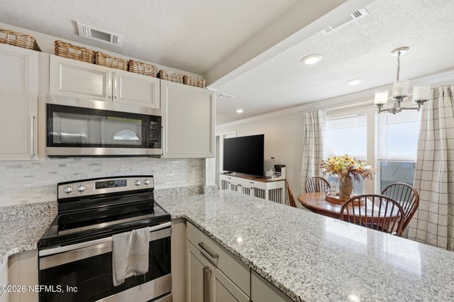 5327 LEXINGTON Avenue, Jacksonville, FL 32210