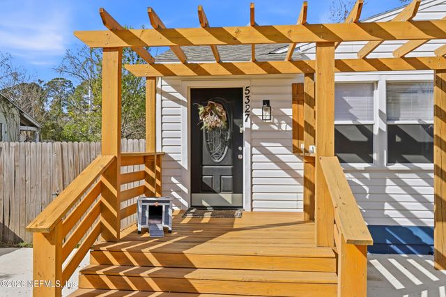 5327 LEXINGTON Avenue, Jacksonville, FL 32210