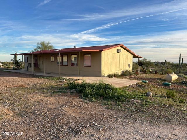 35439 W CAREFREE Highway, Wickenburg, AZ 85390