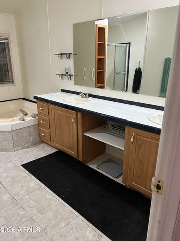 35439 W CAREFREE Highway, Wickenburg, AZ 85390