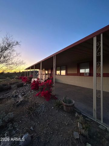 35439 W CAREFREE Highway, Wickenburg, AZ 85390