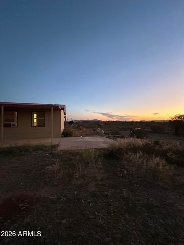 35439 W CAREFREE Highway, Wickenburg, AZ 85390