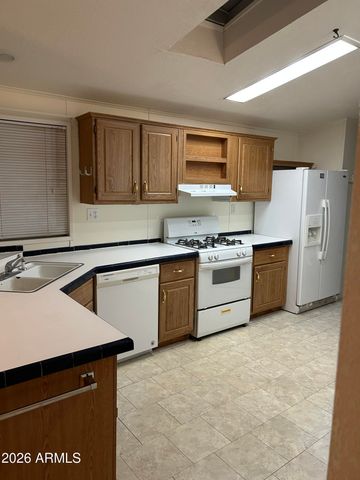 35439 W CAREFREE Highway, Wickenburg, AZ 85390