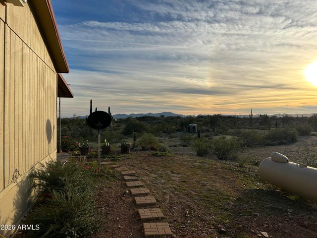 35439 W CAREFREE Highway, Wickenburg, AZ 85390