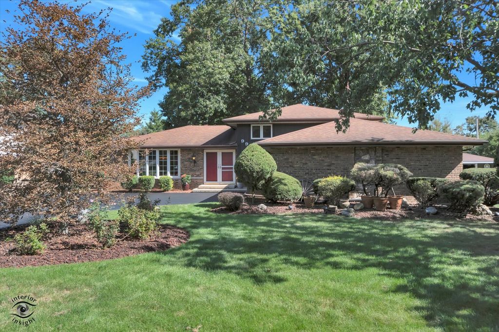 9953 S 82nd Court, Palos Hills, IL 60465 — photo 2
