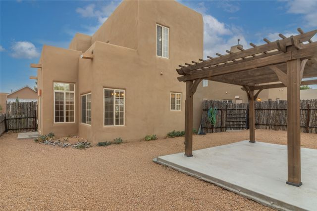 4138 Big Sky Road, Santa Fe, NM 87507