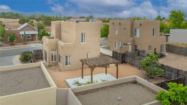 4138 Big Sky Road, Santa Fe, NM 87507