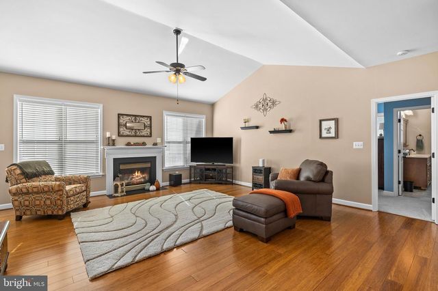 10202 SPRING CREEK DR, Spotsylvania, VA 22553