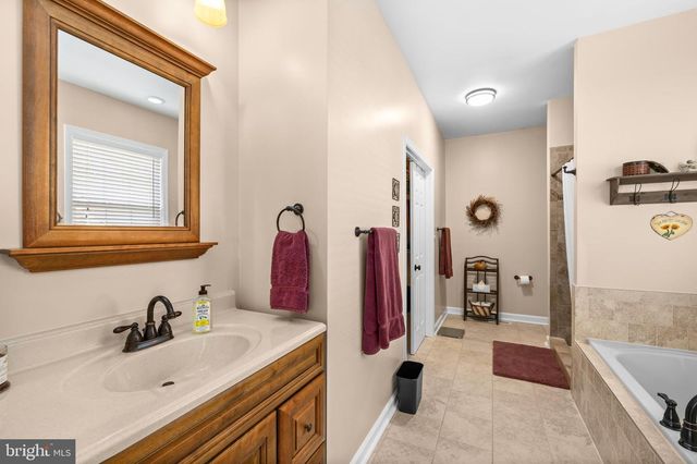 10202 SPRING CREEK DR, Spotsylvania, VA 22553