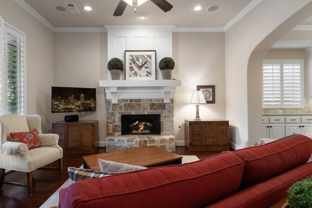 5723 Waterview Drive, Irving, TX 75039