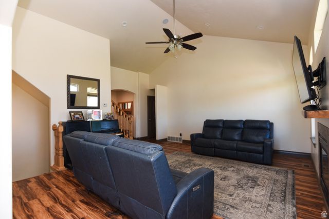 342 S BANISTER LN, Grantsville, UT 84029