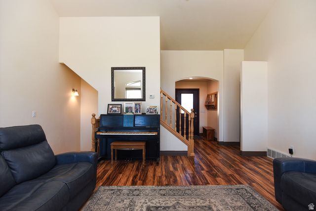 342 S BANISTER LN, Grantsville, UT 84029