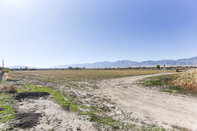 342 S BANISTER LN, Grantsville, UT 84029