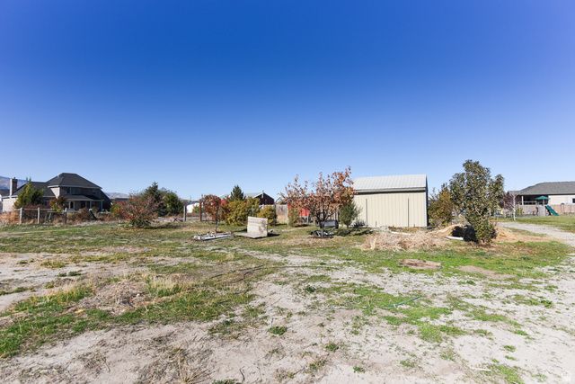 342 S BANISTER LN, Grantsville, UT 84029