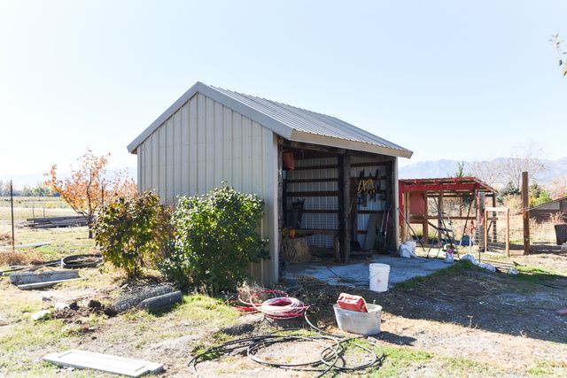 342 S BANISTER LN, Grantsville, UT 84029