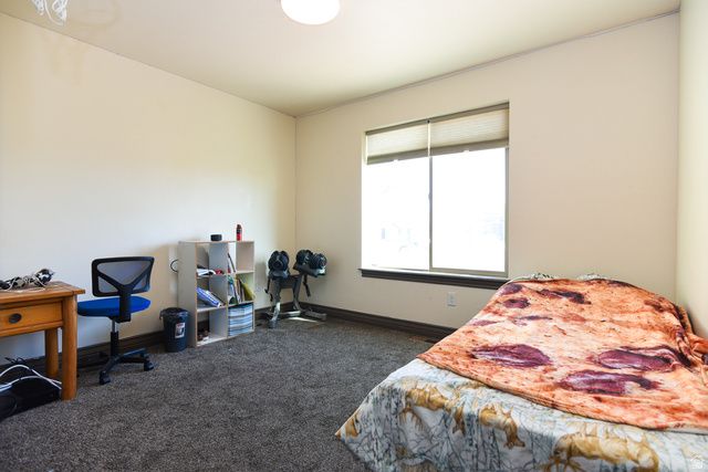 342 S BANISTER LN, Grantsville, UT 84029