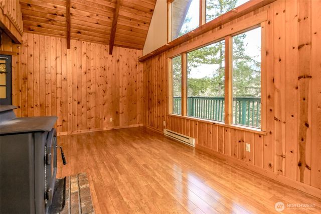 37416 304TH Way SE, Enumclaw, WA 98022