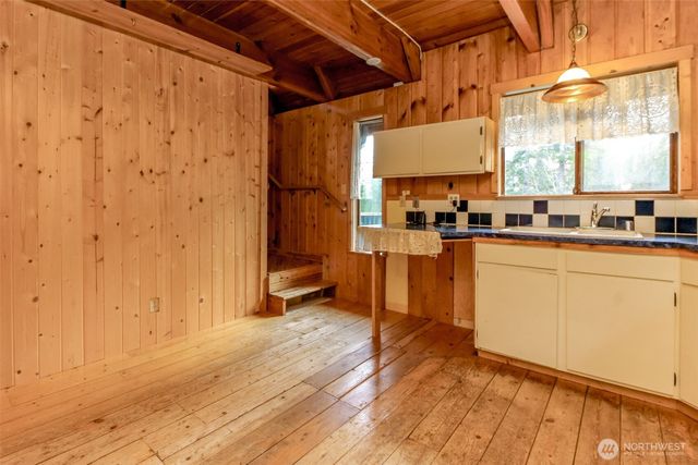 37416 304TH Way SE, Enumclaw, WA 98022