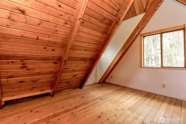 37416 304TH Way SE, Enumclaw, WA 98022