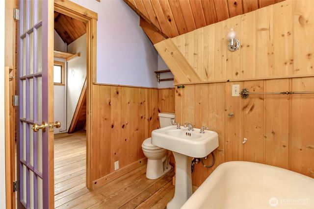 37416 304TH Way SE, Enumclaw, WA 98022