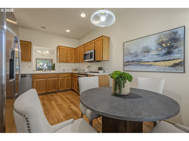 438 Se 71ST Pl, Hillsboro, OR 97123