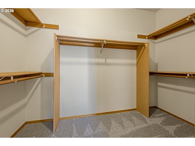 438 Se 71ST Pl, Hillsboro, OR 97123