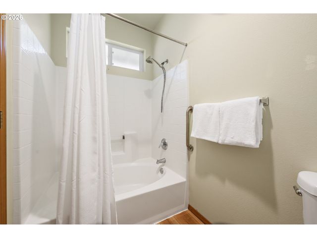 438 Se 71ST Pl, Hillsboro, OR 97123