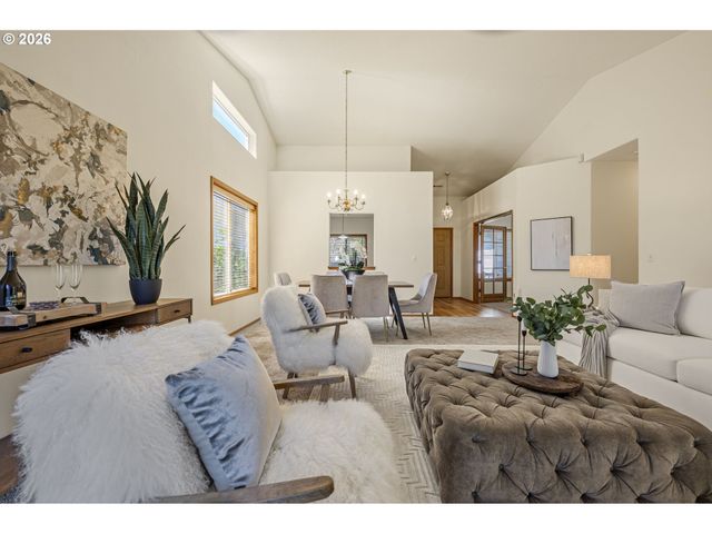 438 Se 71ST Pl, Hillsboro, OR 97123