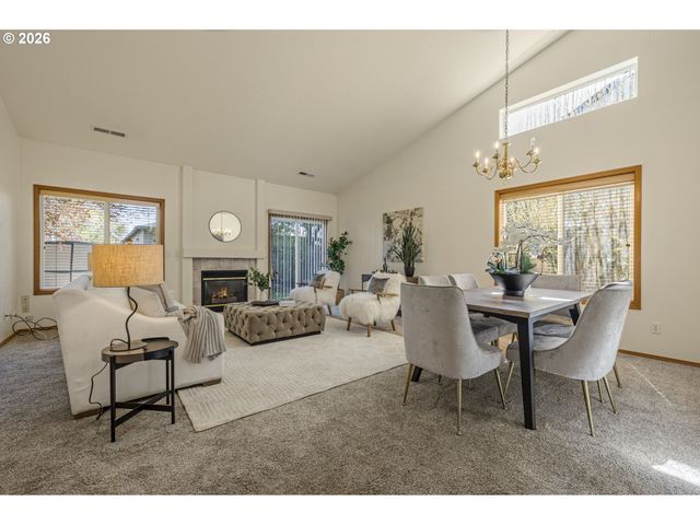 438 Se 71ST Pl, Hillsboro, OR 97123