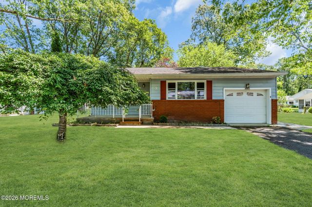 3 Idaho Drive, Manchester, NJ 08759