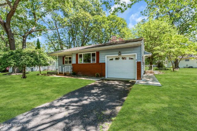 3 Idaho Drive, Manchester, NJ 08759
