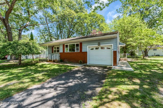 3 Idaho Drive, Manchester, NJ 08759