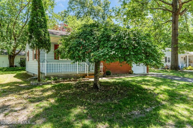 3 Idaho Drive, Manchester, NJ 08759