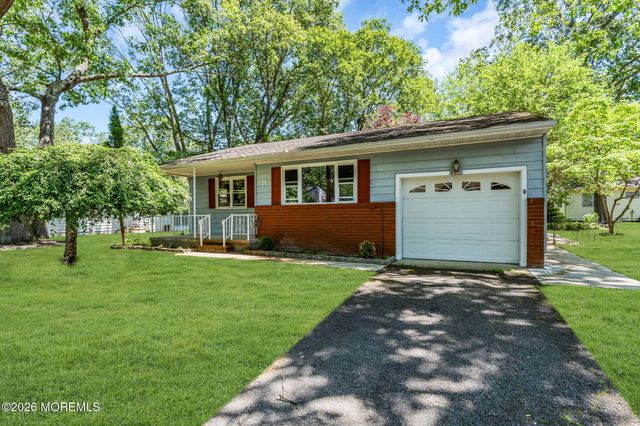 3 Idaho Drive, Manchester, NJ 08759