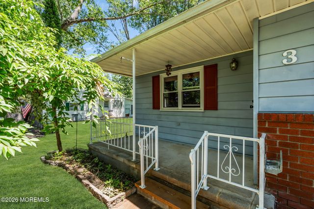 3 Idaho Drive, Manchester, NJ 08759