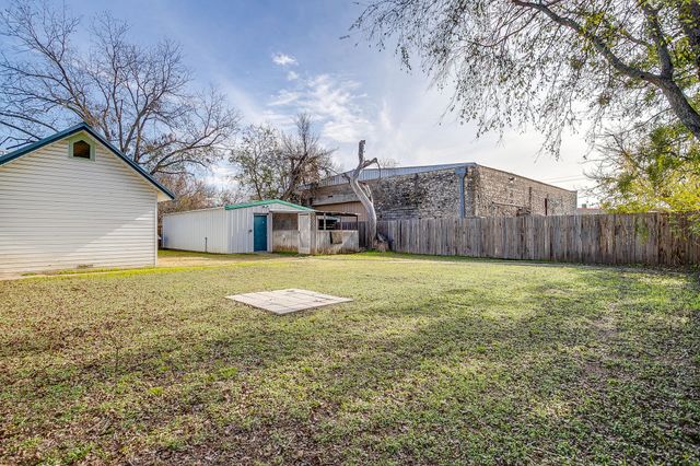 206 Bateman, Meridian, TX 76665