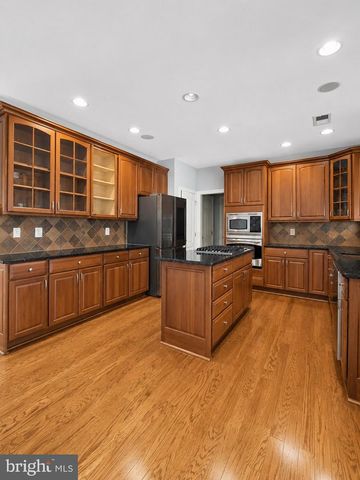 43100 ADDLESTONE PL, Ashburn, VA 20148