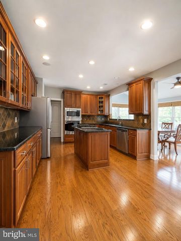 43100 ADDLESTONE PL, Ashburn, VA 20148