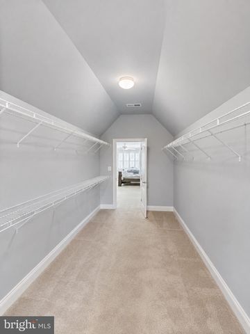 43100 ADDLESTONE PL, Ashburn, VA 20148