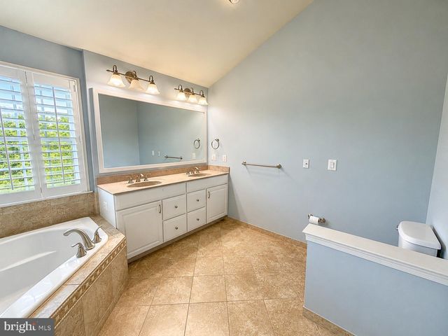 43100 ADDLESTONE PL, Ashburn, VA 20148