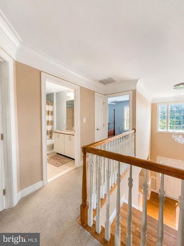 43100 ADDLESTONE PL, Ashburn, VA 20148