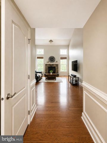 43100 ADDLESTONE PL, Ashburn, VA 20148