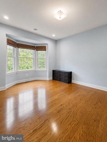 43100 ADDLESTONE PL, Ashburn, VA 20148