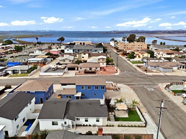 558 11th St, Imperial Beach, CA 91932