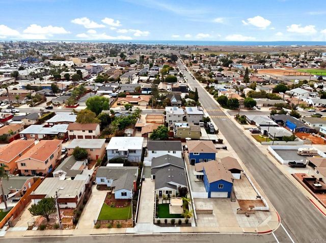 558 11th St, Imperial Beach, CA 91932