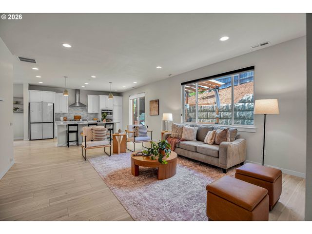15341 Se BADEN POWELL Rd, Happy Valley, OR 97086