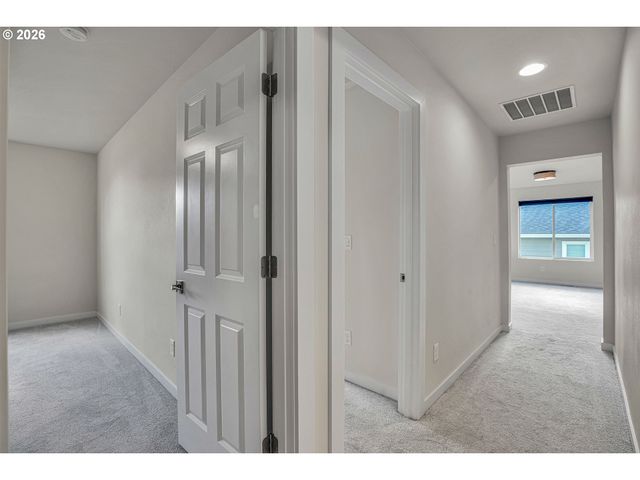 15341 Se BADEN POWELL Rd, Happy Valley, OR 97086