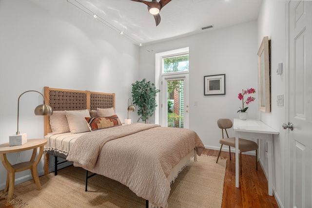 1 Richdale Ave 7, Cambridge, MA 02140